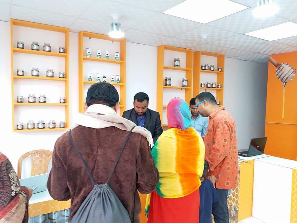 WhatsApp Image 2025-10-06 at 12.28.11 PM (1)